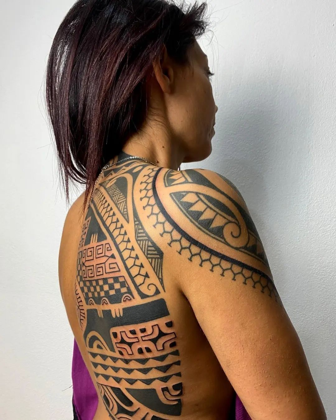 tatuaże maoryskie damskie