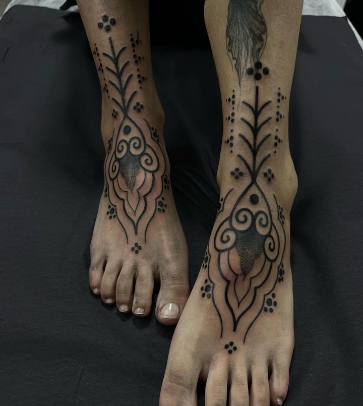 tribal tatuaż