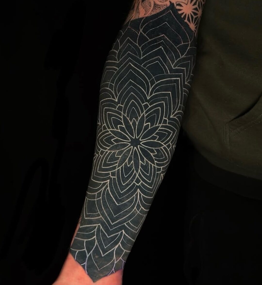 tatuaz rekaw czarny