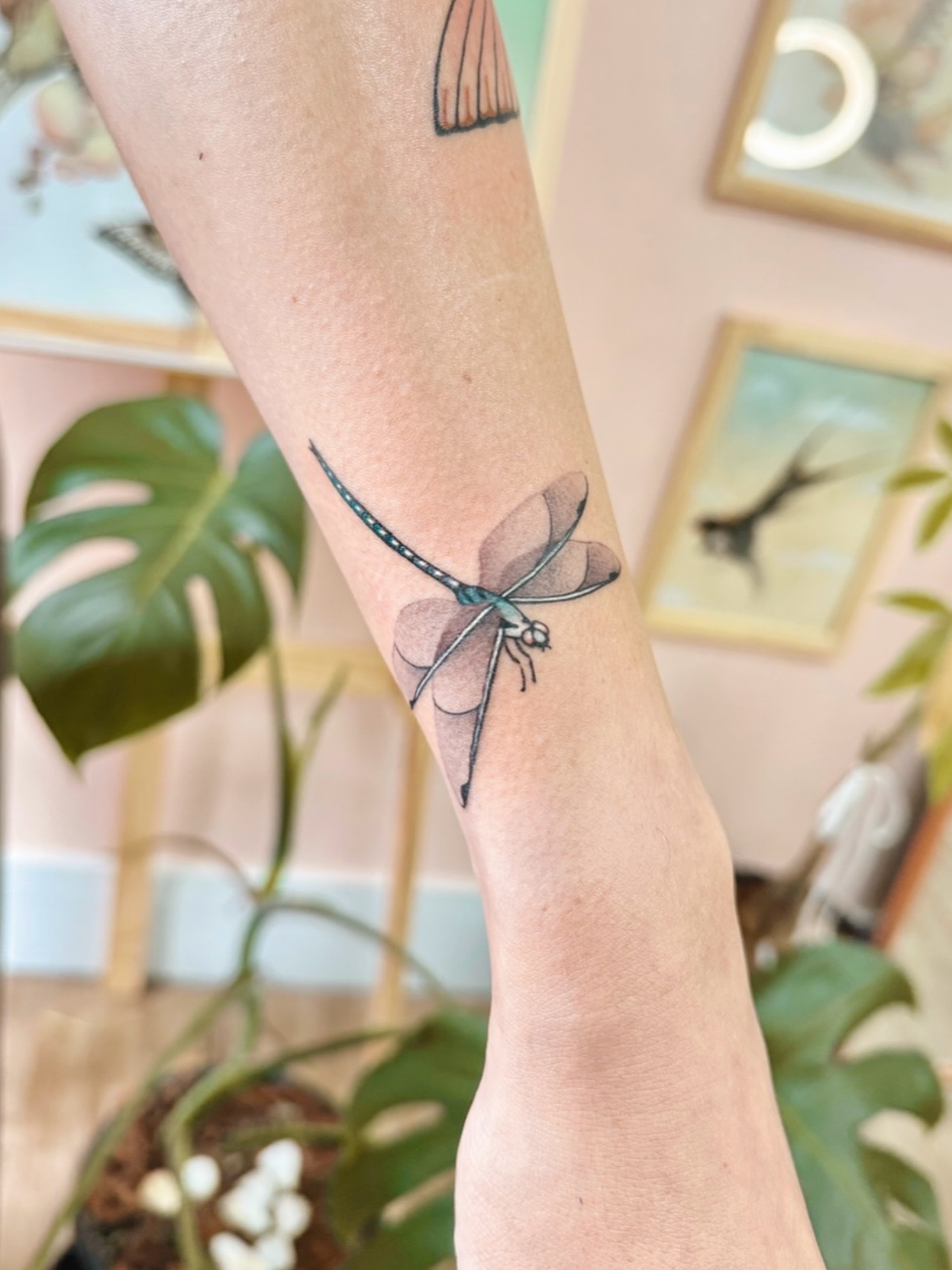 tatuaz wazka nadgarstek