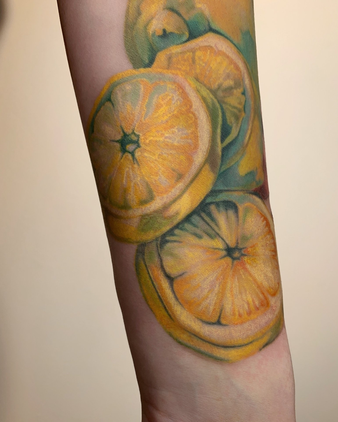 kolorowe rekawy tattoo