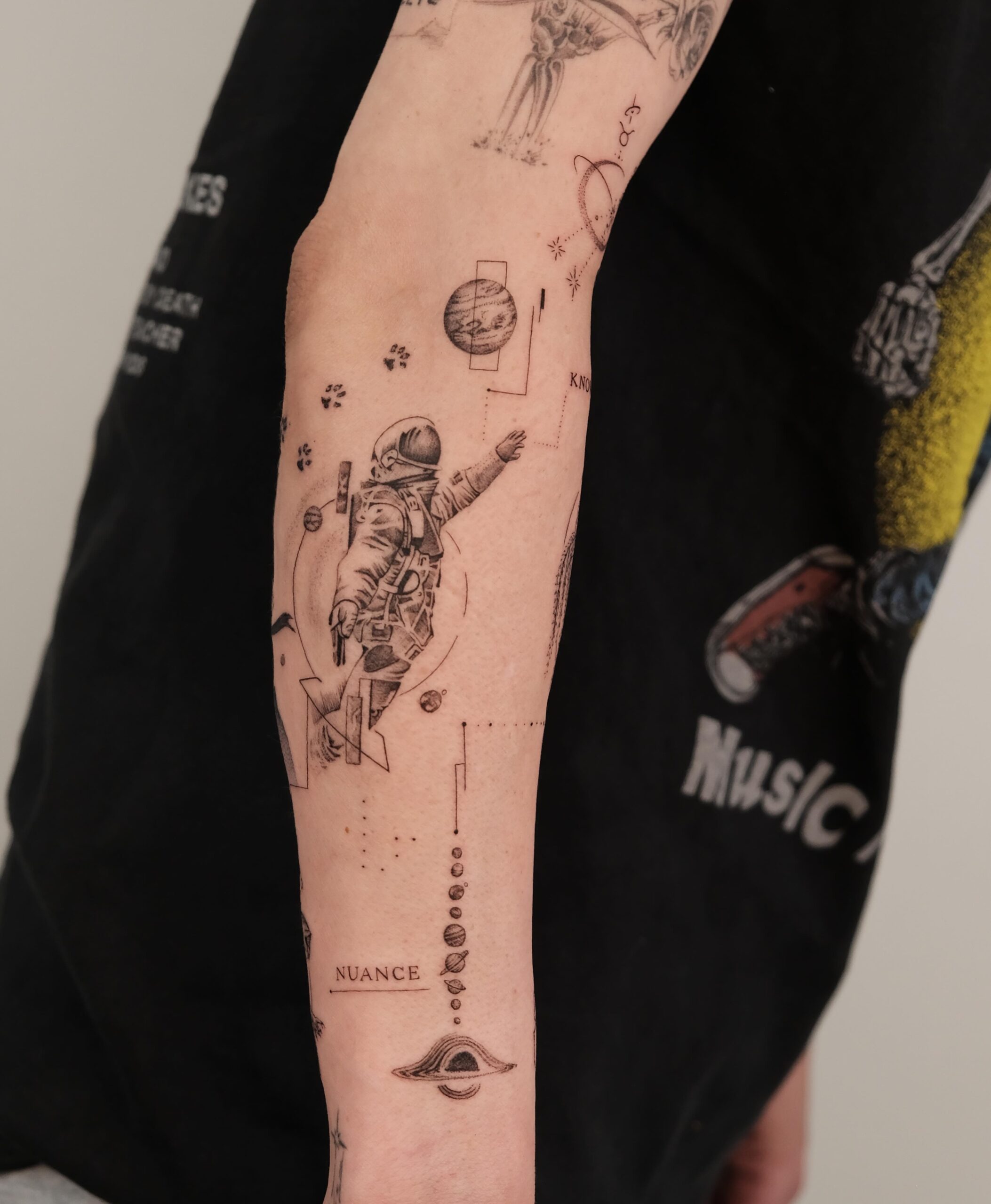 patchwork tattoo ręka