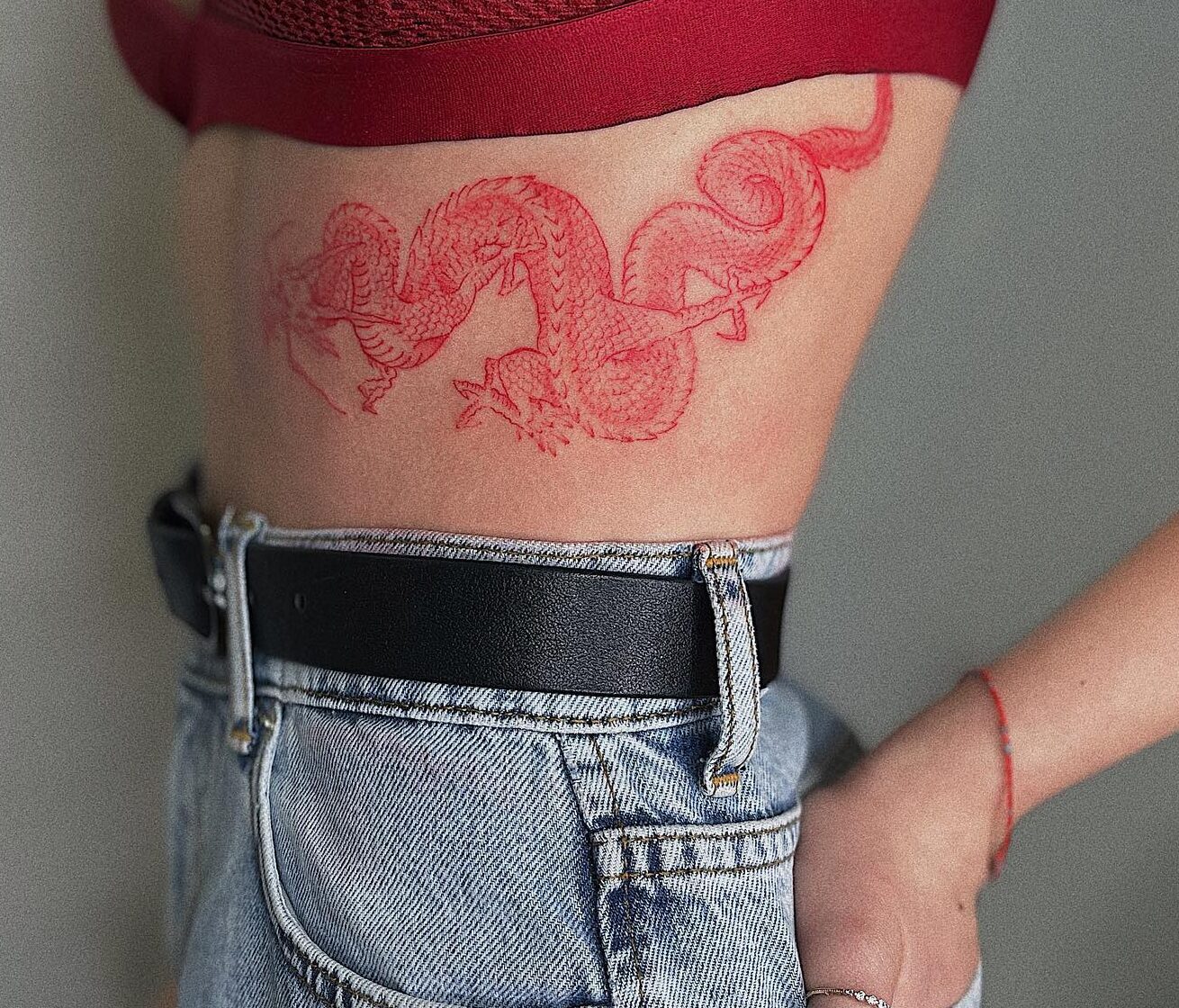 smok tattoo damski
