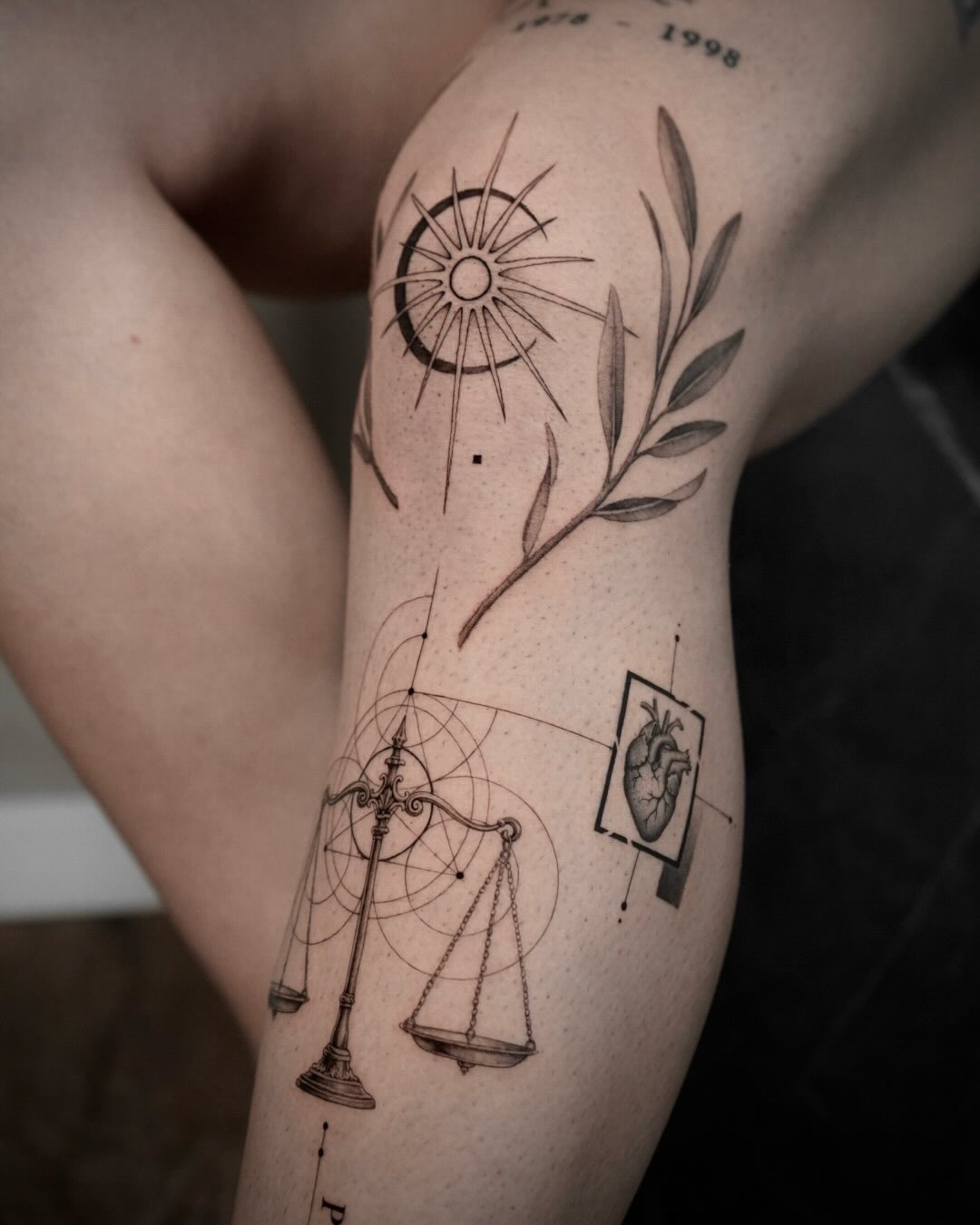 tatuaż cienką linią