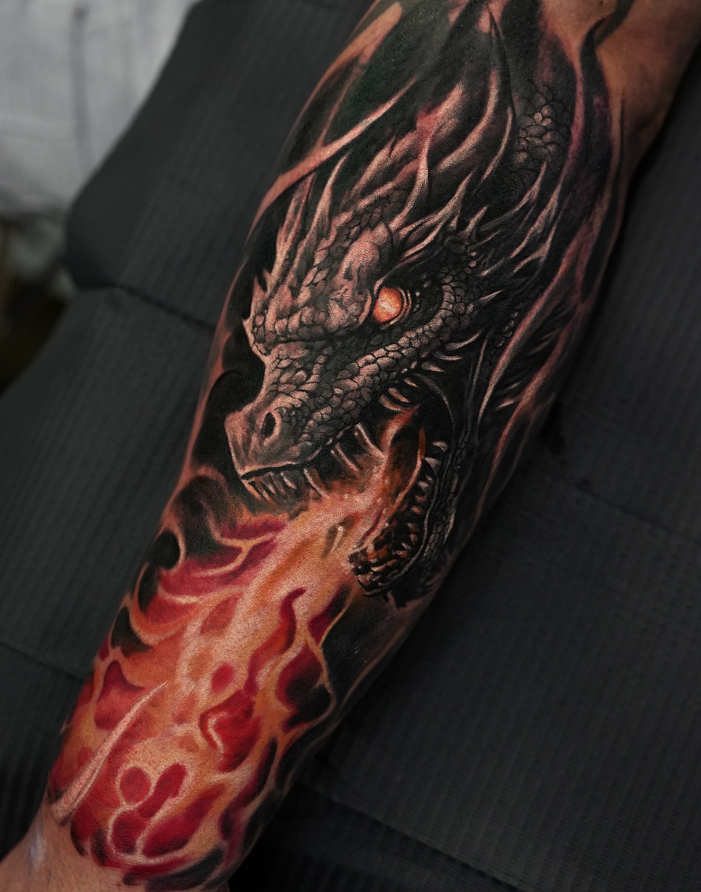 smok tattoo męski