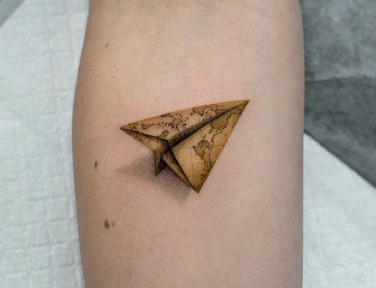 micro realism tattoo