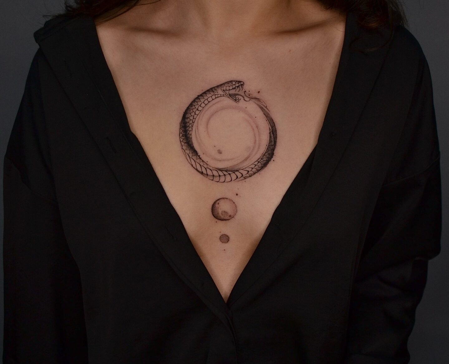 tatuaż ouroboros