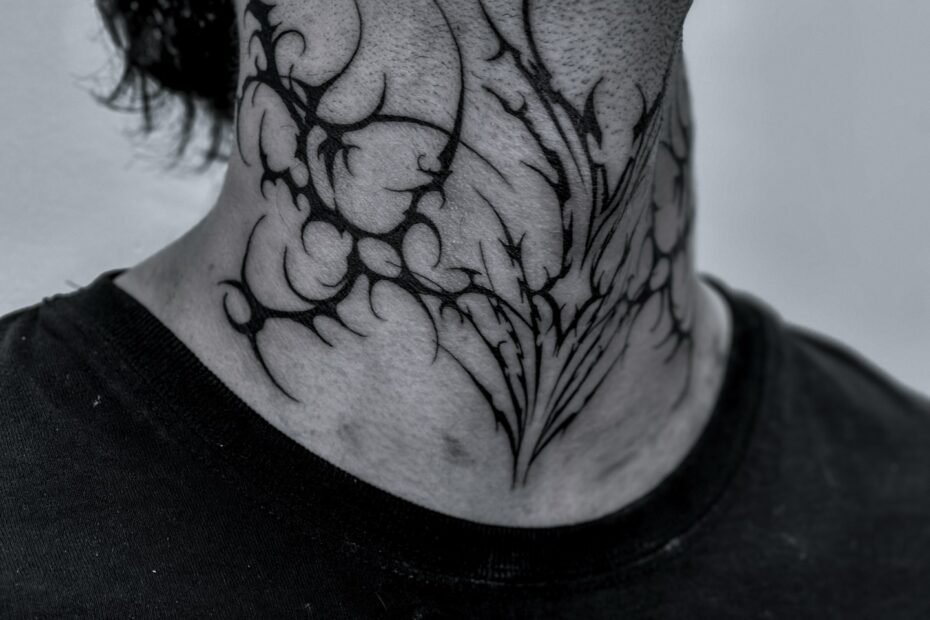 tatuaze na szyi meskie